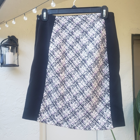 WHBM Tweed skirt 0 - Picture 3 of 3